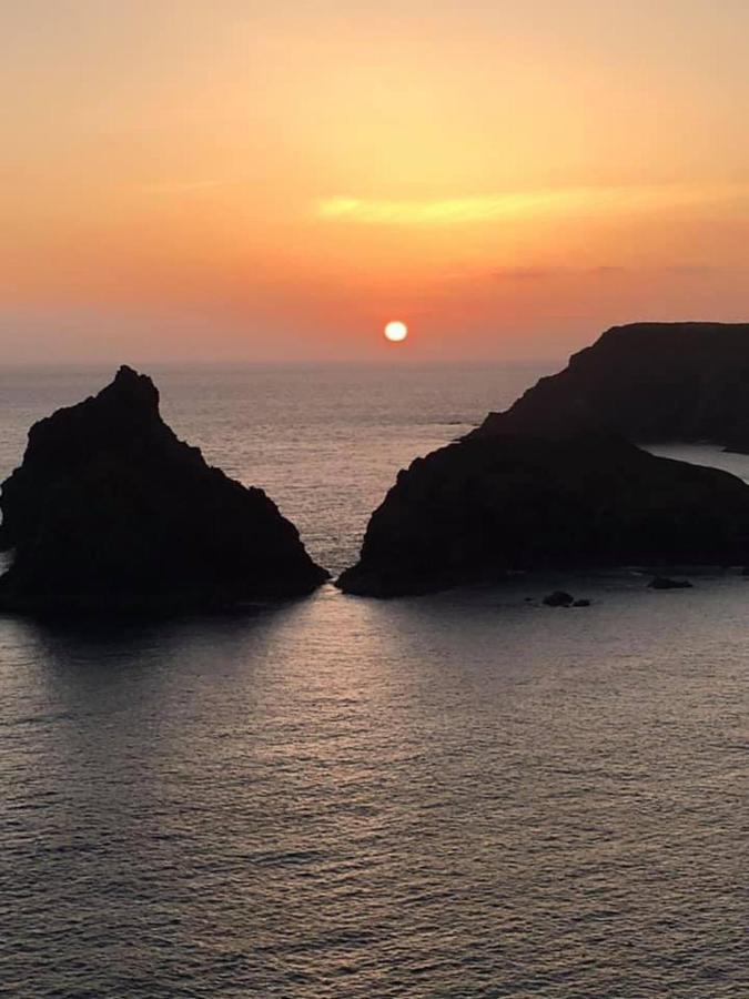 Wellspring Cottage Nr Kynance Cove Lizard Ngoại thất bức ảnh